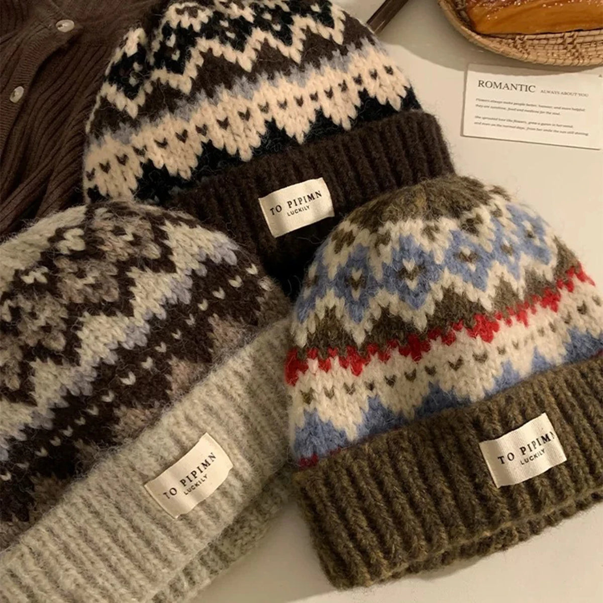 Vintage Pattern Knitted Beanie – Women's Winter Warm Cap Knitted Beanie Hat SWANS