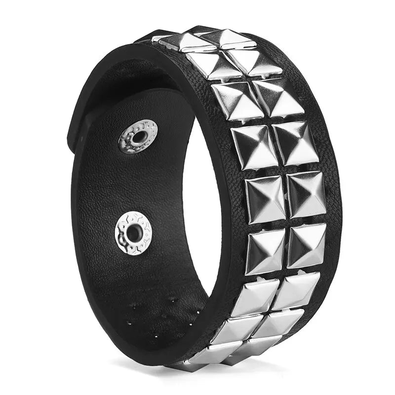 Y2K Punk PU Bracelet – Square Bead Rivet Wrist Strap Unisex Punk Wrist Bracelet SWANS Double row 23cm