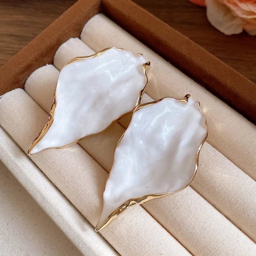 Tree Leaf Earrings – Vintage Elegant Women's Fashion Jewelry Fashion Earrings SWANS White