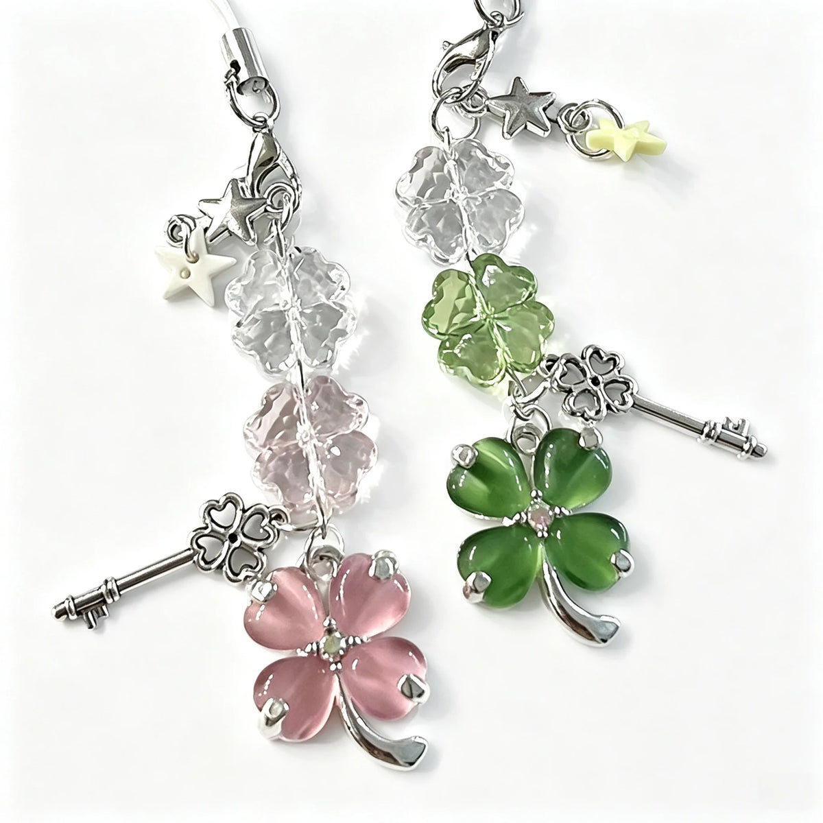 Y2K Four Leaf Clover Keychain Charm – Phone & Bag Pendant Keychain Charm SWANS