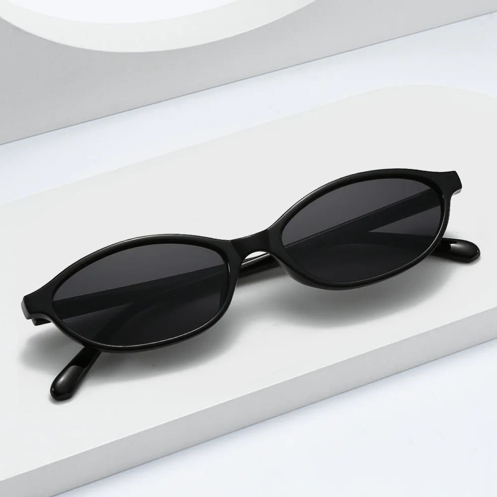 KLASSNUM Retro Cat Eye Sunglasses UV400 Small Frame Women Fashion Sunglasses SWANS