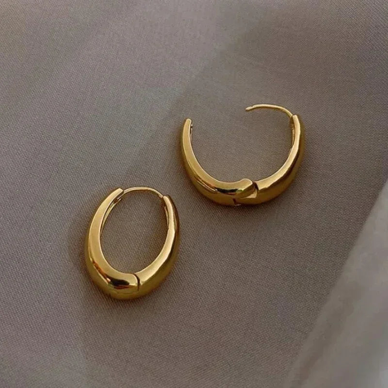 Vintage Metal Drop Earrings for Women – Gold & Silver Drop Earrings SWANS