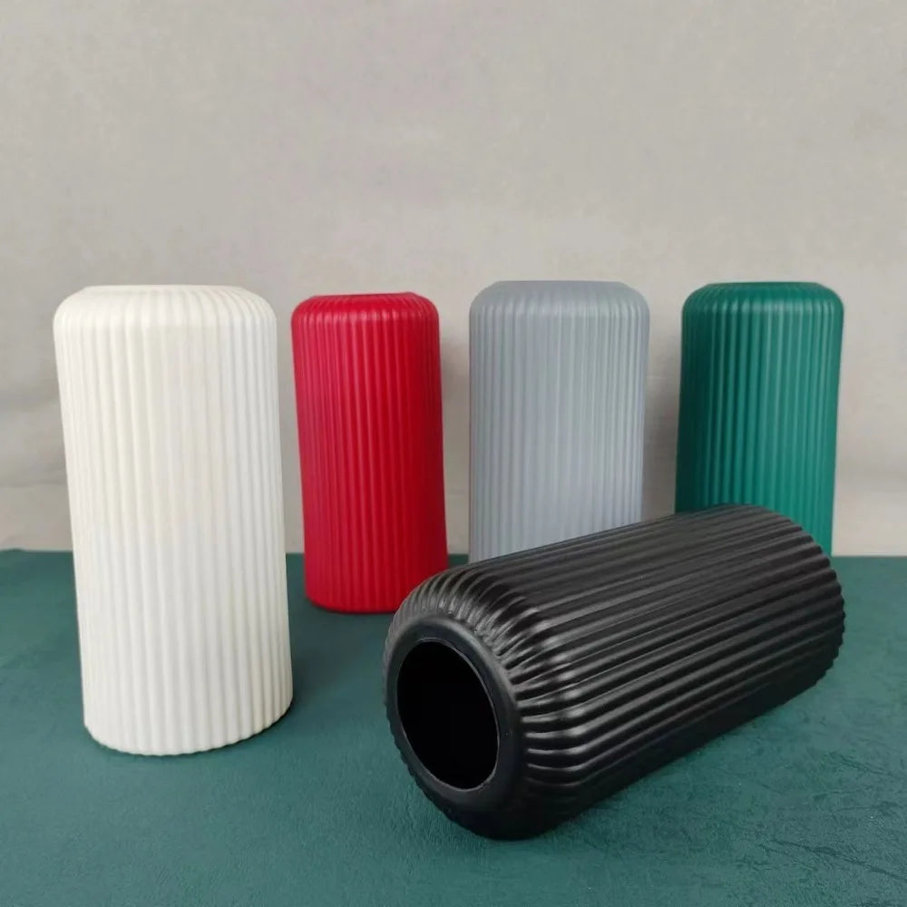 Striped Plastic Vase – Ceramic-Look Decorative Flower Vase Decorative Vase SWANS