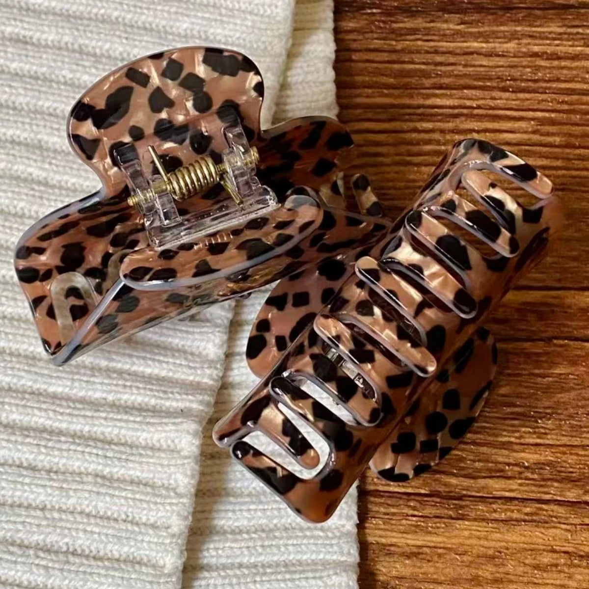 Leopard Print Hair Claw Clip – Large Acrylic French Barrette Hair Claw Clip SWANS