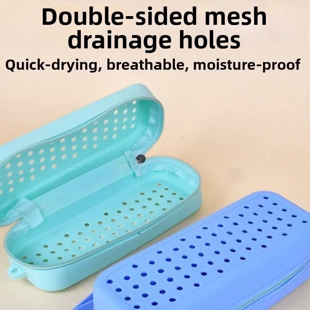 SWANS Silicone Swim Goggle Case – Breathable Travel Storage Box Goggle Storage Case SWANS