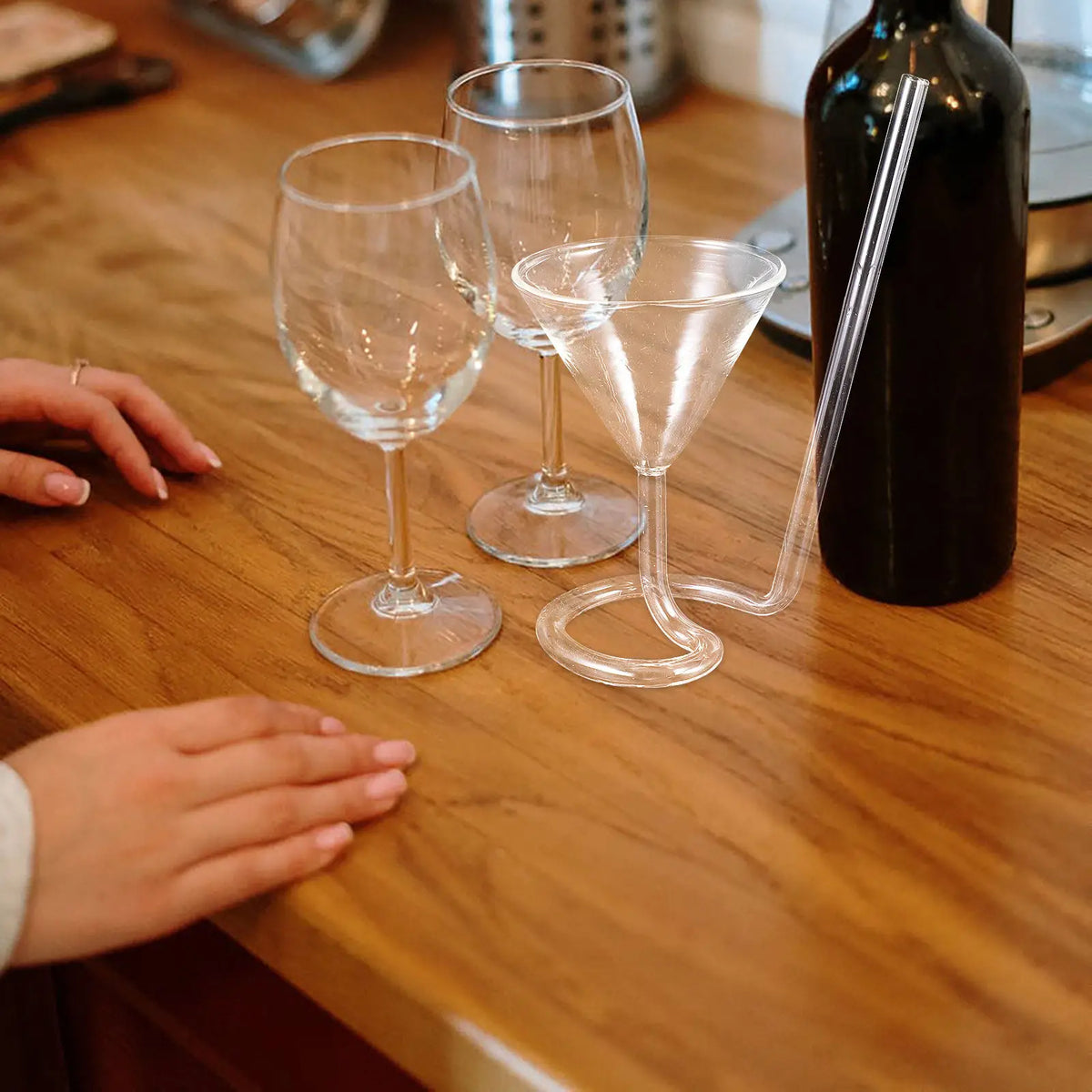 SWANS Spiral Wine Glass with Integrated Straw | Party Cocktail Cup Cocktail Glass SWANS