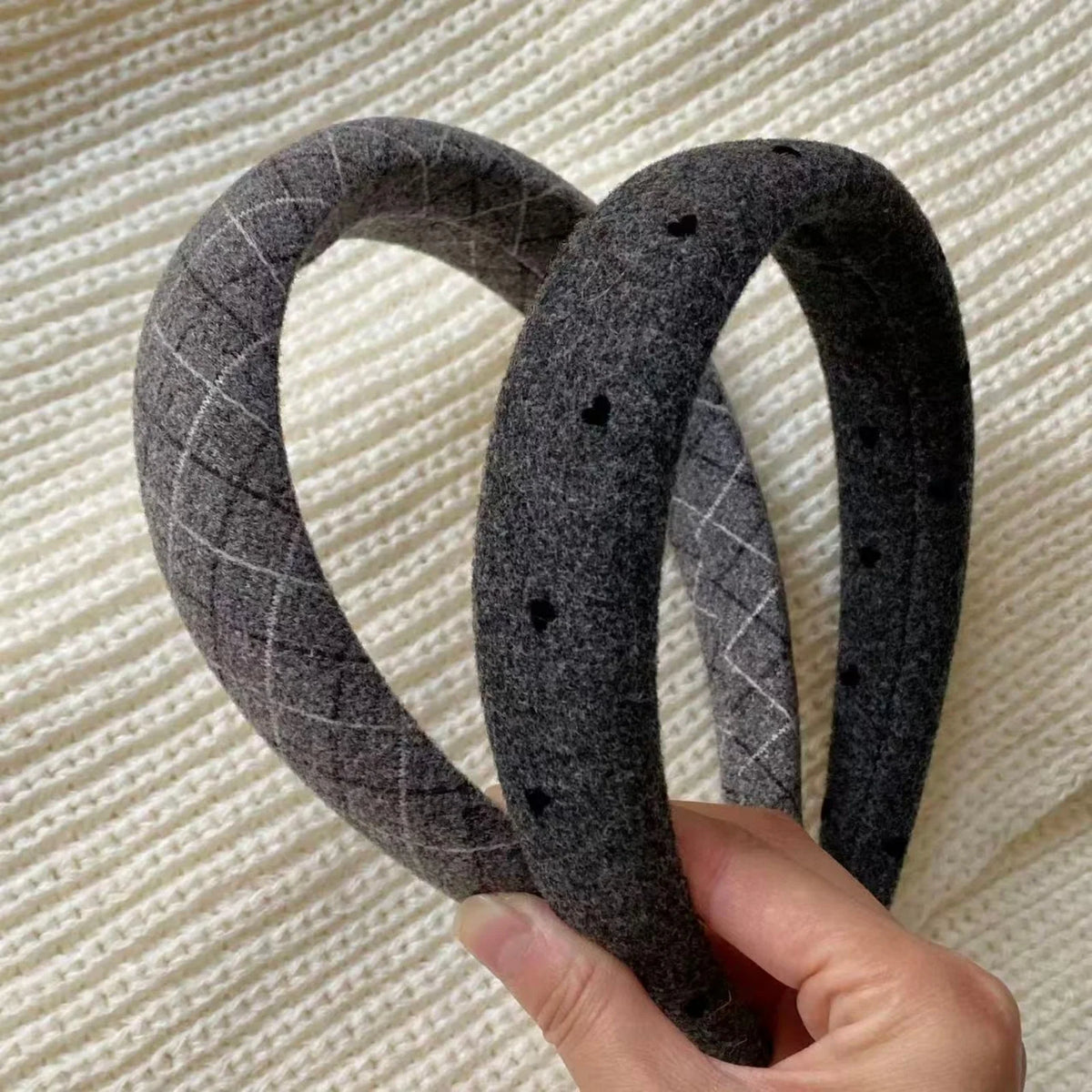 Women's Wide Woolen Headband – Soft Non-Slip Hair Band Woolen Hair Headband SWANS