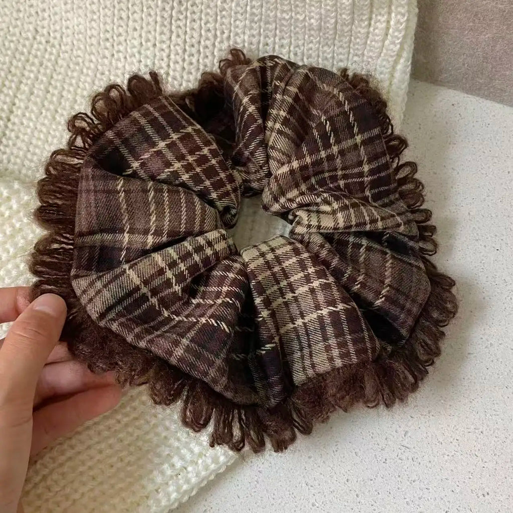 Plaid Fringed Scrunchie – Vintage Tartan Hair Tie for Women Hair Scrunchie SWANS