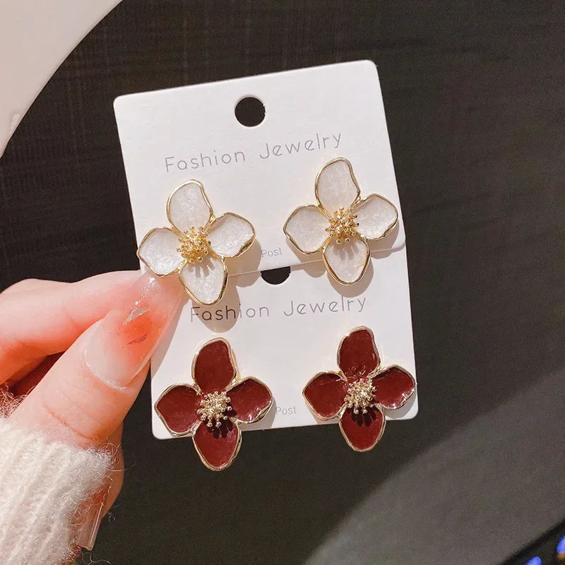 Hibiscus Flower Stud Earrings – Vintage Glaze Fashion Jewelry Stud Earrings SWANS