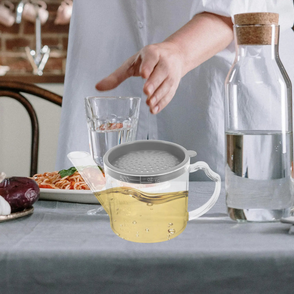 Grease Separator Oil Strainer Container 500ml – Built-In Filter Oil Strainer Container SWANS