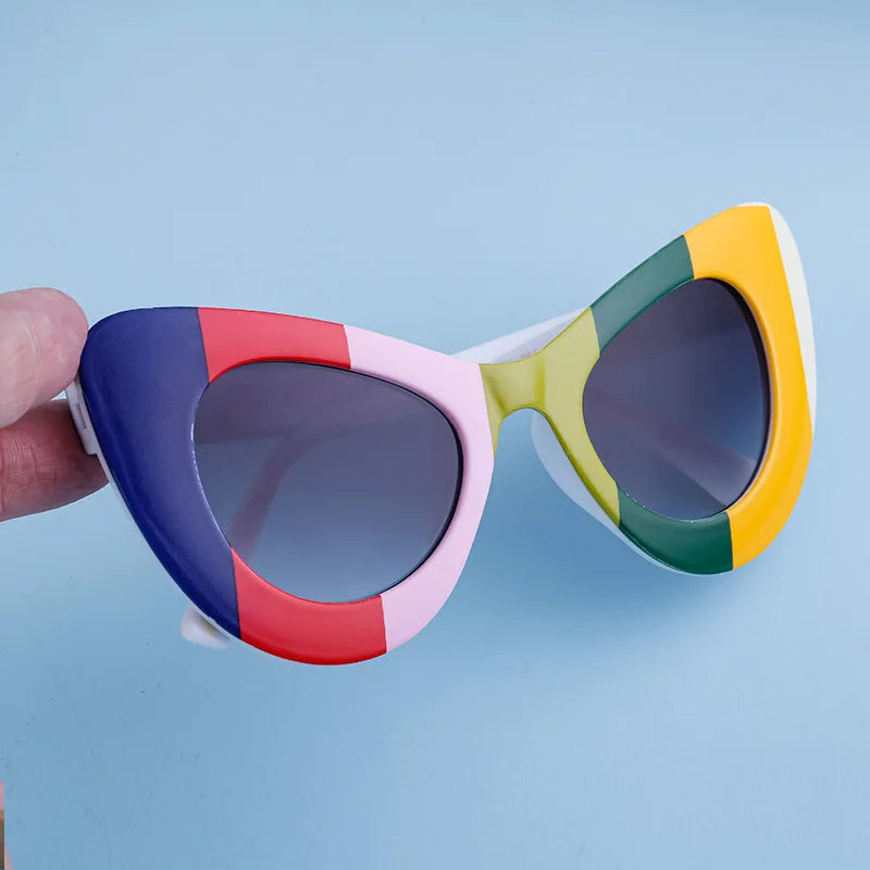 TOYEARN Cat Eye Sunglasses Women UV400 Big Frame Vintage Cat Eye Sunglasses SWANS