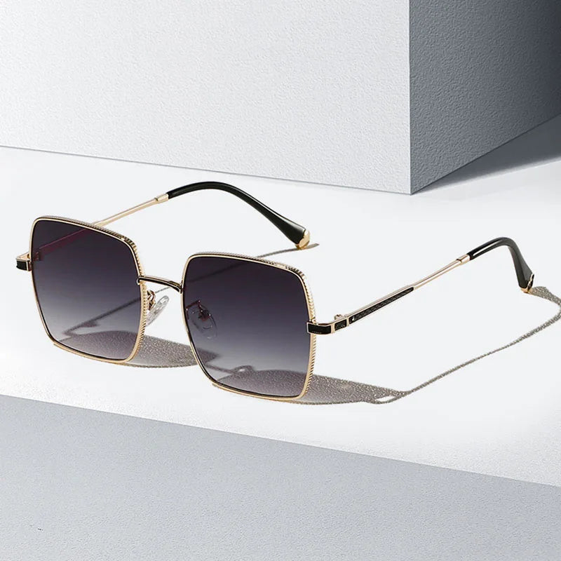 TOYEARN Square Steampunk Sunglasses UV400 Unisex Retro Fashion Sunglasses SWANS