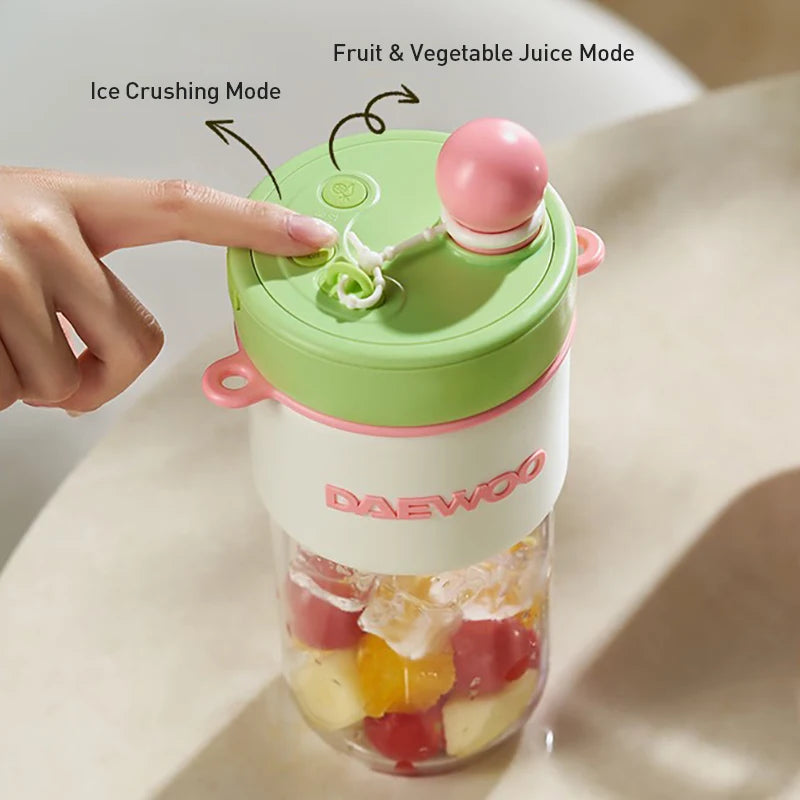 DAEWOO ZB13 Portable Blender 360ml USB-C Rechargeable Smoothie Portable Blender SWANS