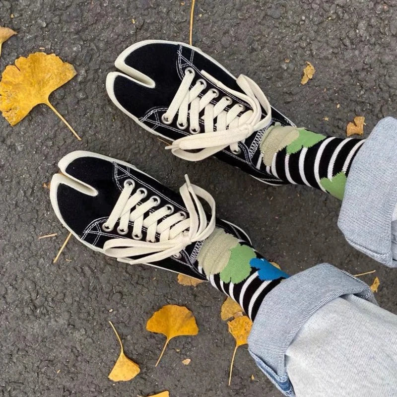 Women's Cartoon Cotton Two-Toe Tabi Socks | Japanese Harajuku Tabi Toe Socks SWANS