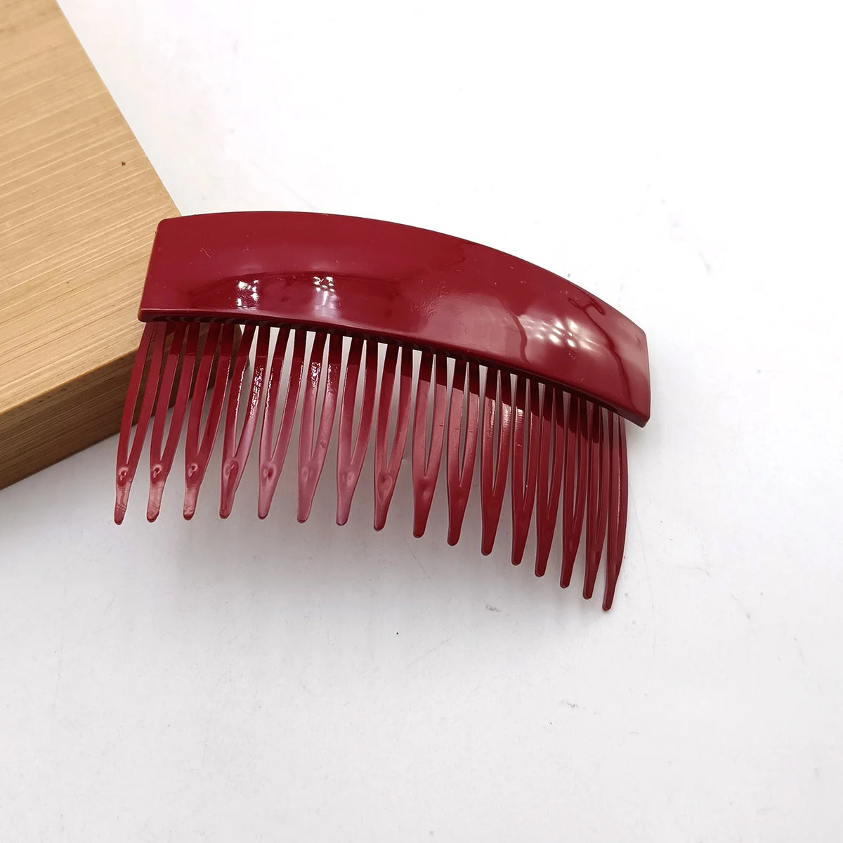 SWANS Frosted Wide-Tooth Hair Comb – Invisible Fixed Hold Hair Styling Comb SWANS red
