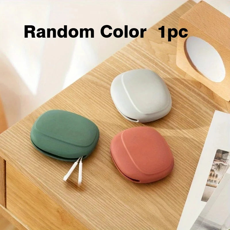 Silicone Headphone Case & Anti-Tangle Cable Organizer Bag Headphone Storage Case SWANS Random Color 1pc