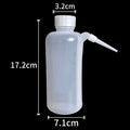 500ml PE Refillable Squeeze Wash Bottle – Squirt Container Squeeze Wash Bottle SWANS 1Pcs
