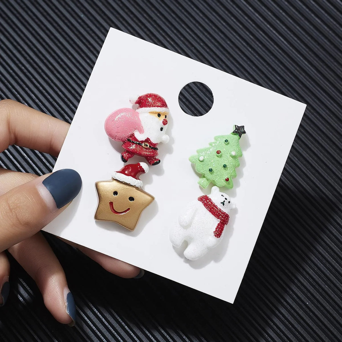 Christmas Brooch Set – Santa, Candy Cane & Reindeer Pins Christmas Brooch Set SWANS D-4pcs