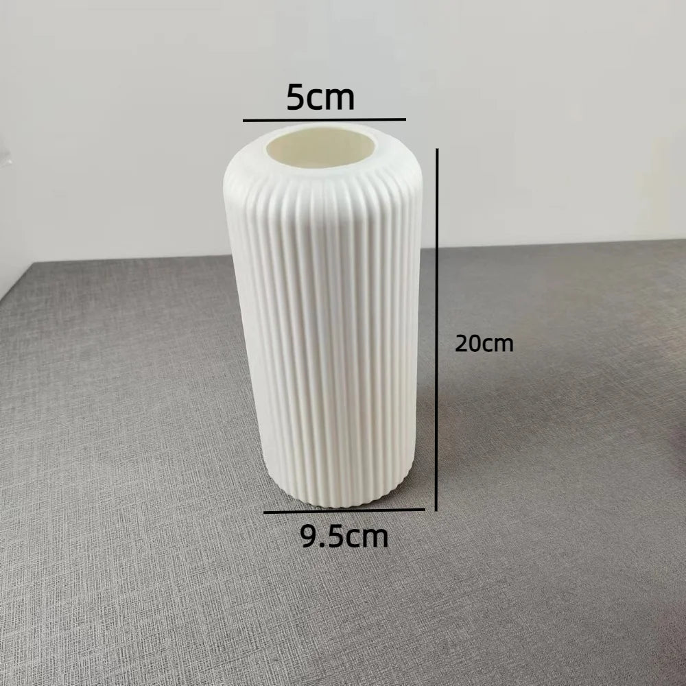 Striped Plastic Vase – Ceramic-Look Decorative Flower Vase Decorative Vase SWANS