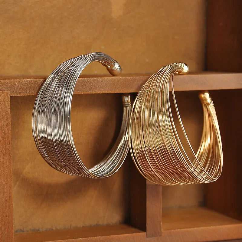 Steel Wire Charm Bracelet – Unisex Metal Bangle 6.5cm Charm Bracelet SWANS