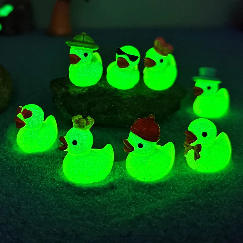 8-Pack Glow-in-the-Dark Mini Duck Figurines – Resin Decor Resin Miniature Figurines SWANS
