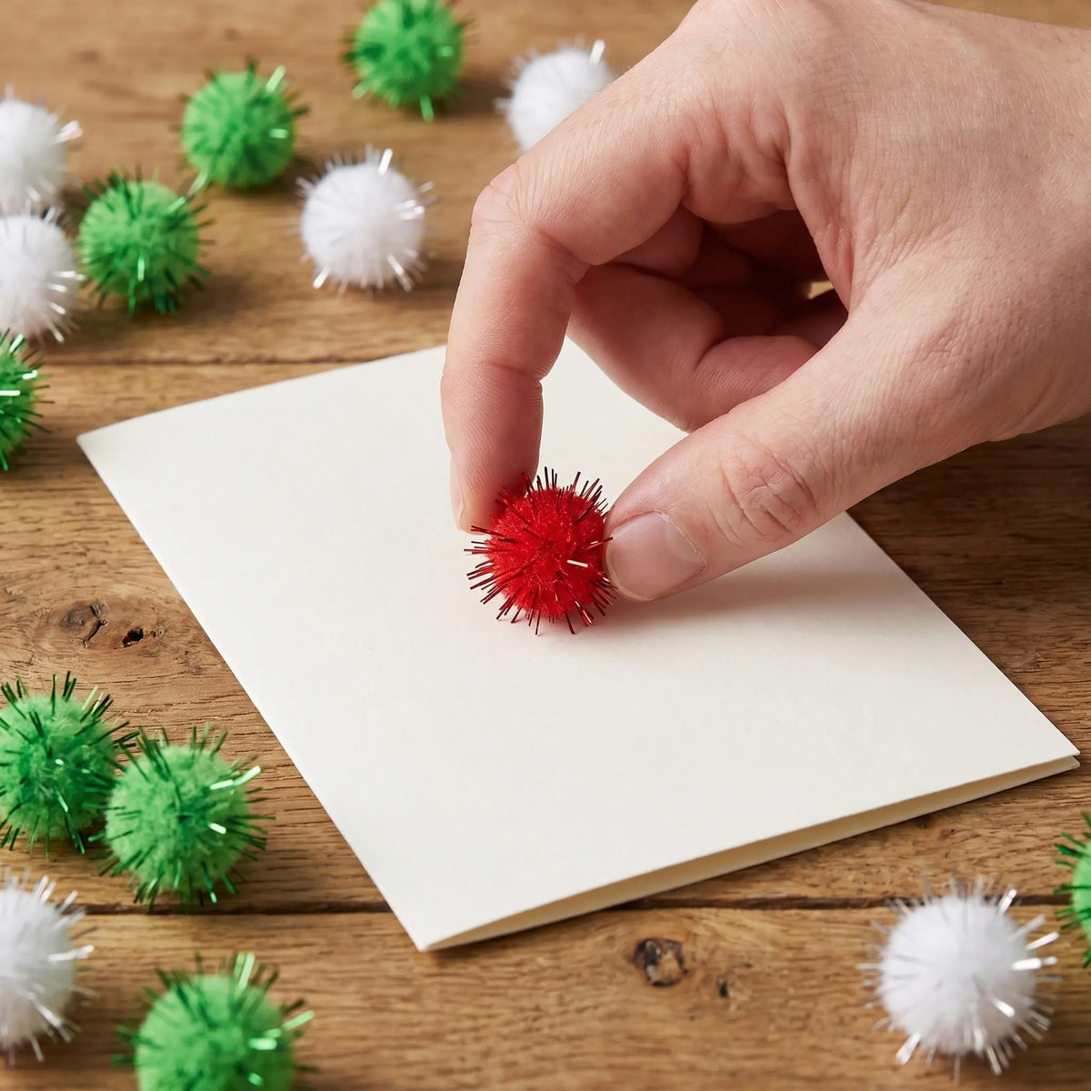 300Pcs Mini Glitter Pom Poms 10mm Red Green White DIY Crafts Craft Pom Poms SWANS
