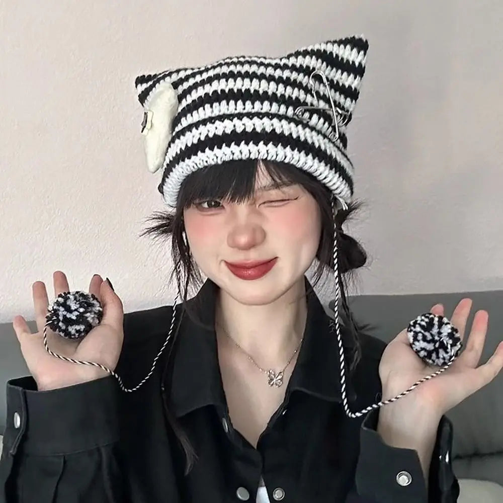Y2K Knitted Beanie Hat – Pointed Ears Striped Star Devil Knitted Beanie Hat SWANS