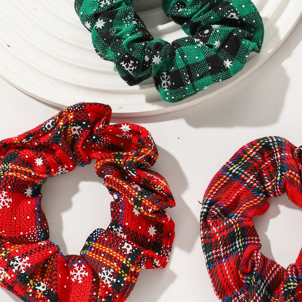 Christmas Snowflake Fabric Scrunchie – Gentle Hair Tie Hair Scrunchie SWANS