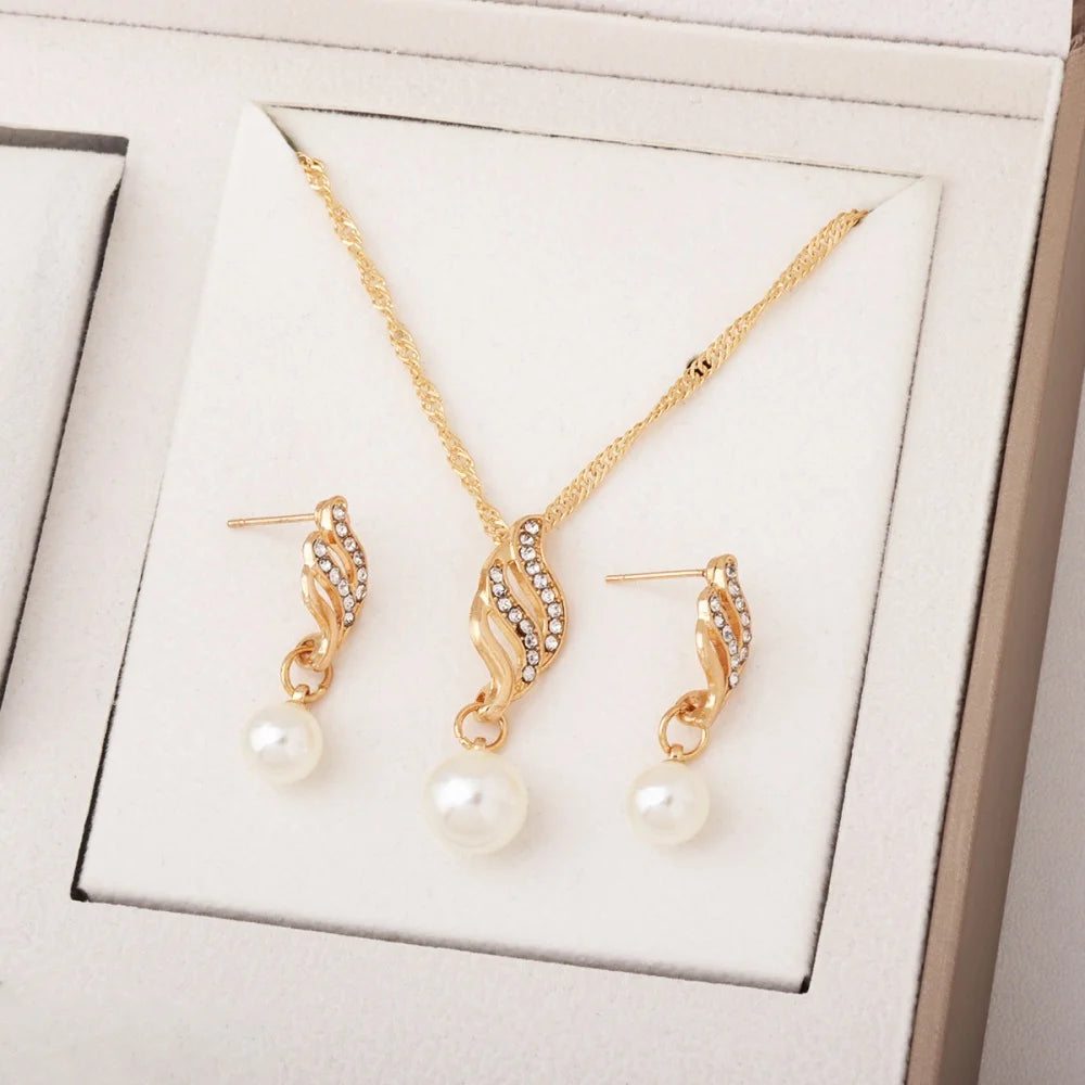 3-Piece Pearl & Zircon Flower Jewelry Set – Necklace & Earrings Jewelry Set SWANS