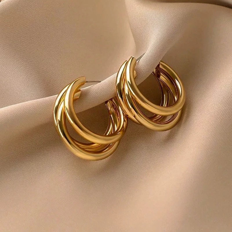 Vintage Metal Drop Earrings for Women – Gold & Silver Drop Earrings SWANS Golden D