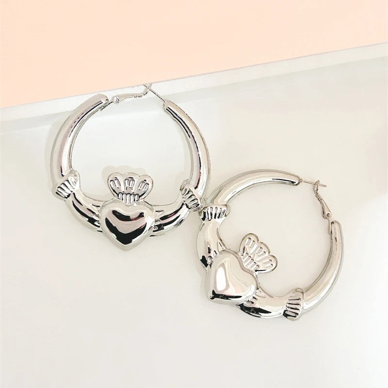 Heart Hoop Earrings for Women – Trendy Zinc Alloy Fashion Jewelry Hoop Earrings SWANS