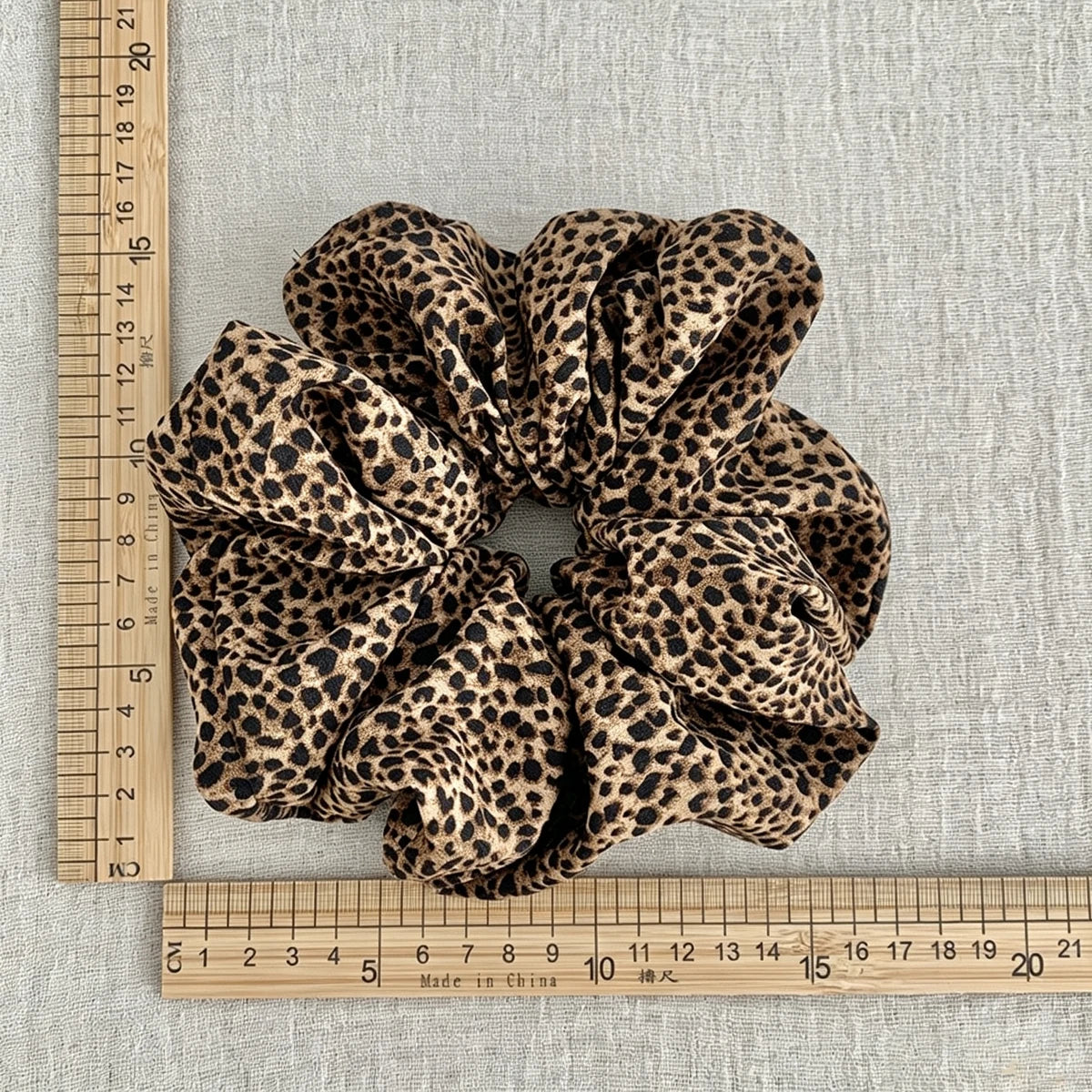 Vintage Leopard Print Scrunchie – Large Soft Fabric Hair Tie Hair Scrunchie SWANS