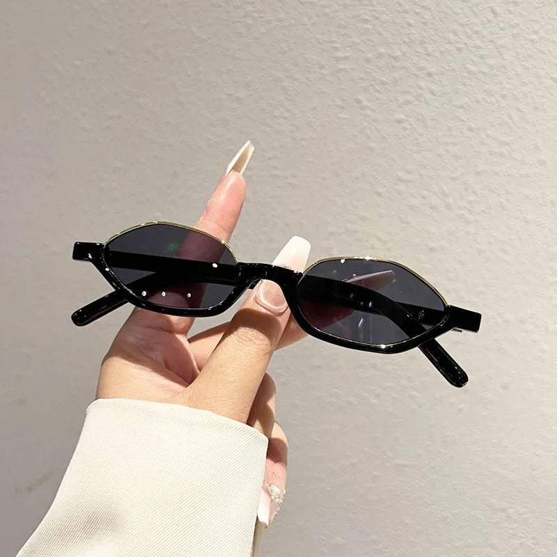 Y2K Rivet Punk Sunglasses – Unisex Vintage Metal Small Frame Punk Sunglasses SWANS Black Black As the picture