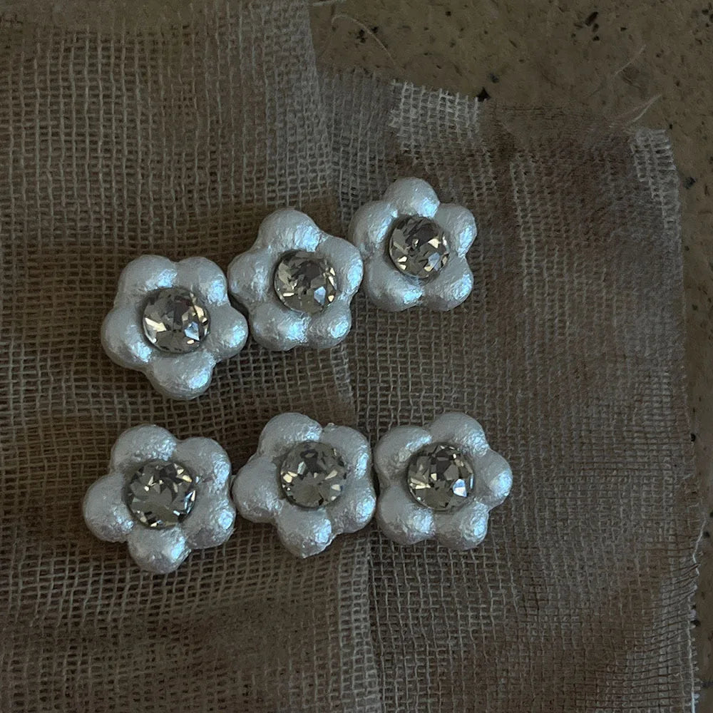 Vintage White Flower Hair Clip – Crystal Rhinestone Duckbill Hair Clip SWANS
