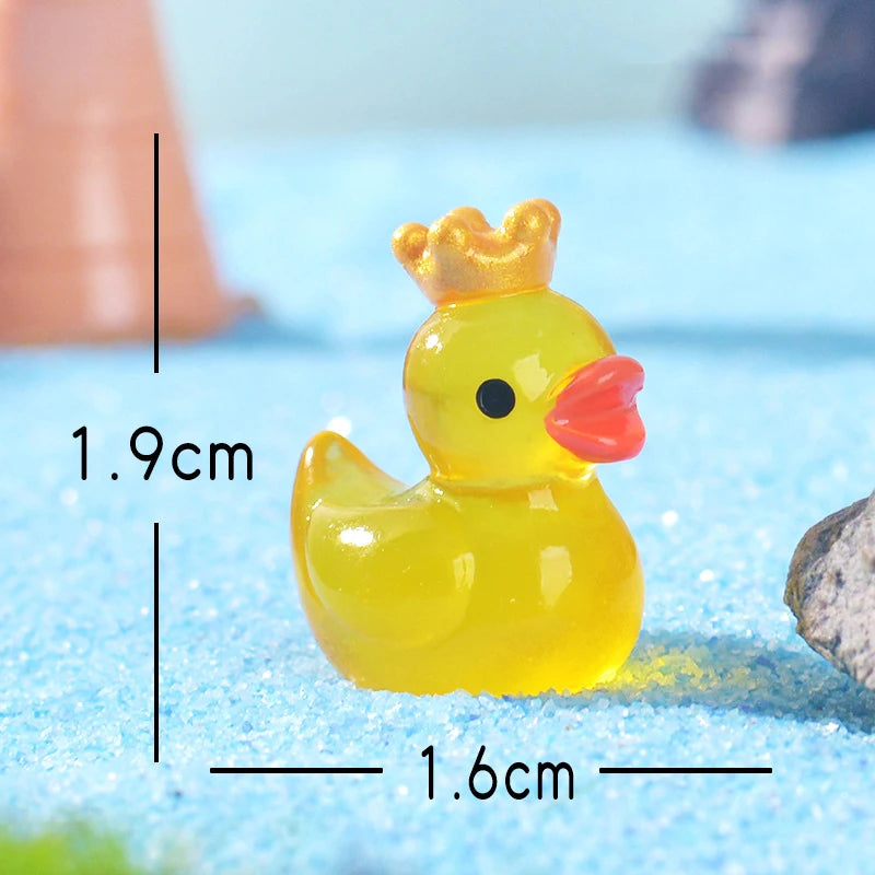 8-Pack Glow-in-the-Dark Mini Duck Figurines – Resin Decor Resin Miniature Figurines SWANS