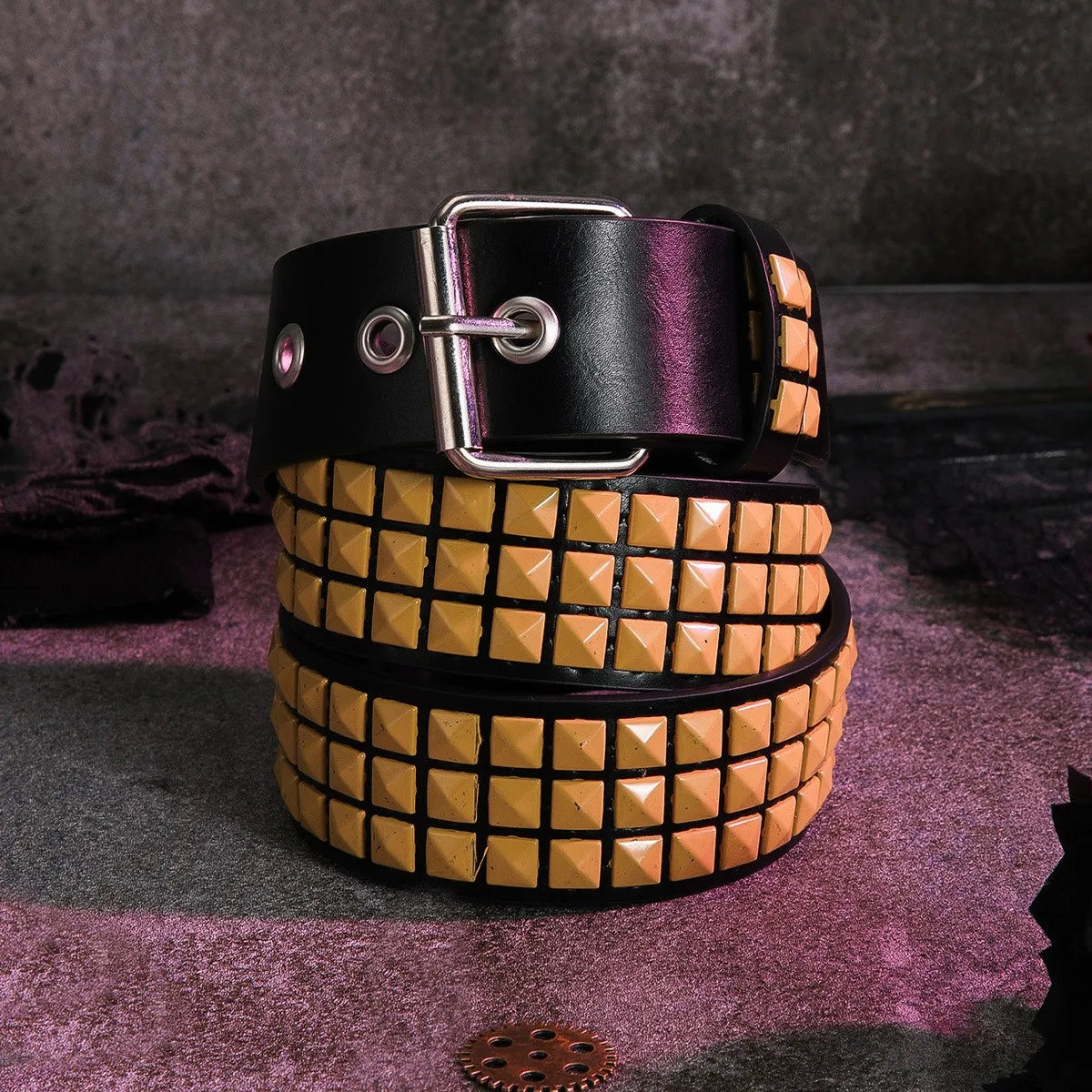 Y2K Punk Rock Square Bead Rivet Belt – Unisex Metal Belt Punk Rivet Belt SWANS yellow 110cm