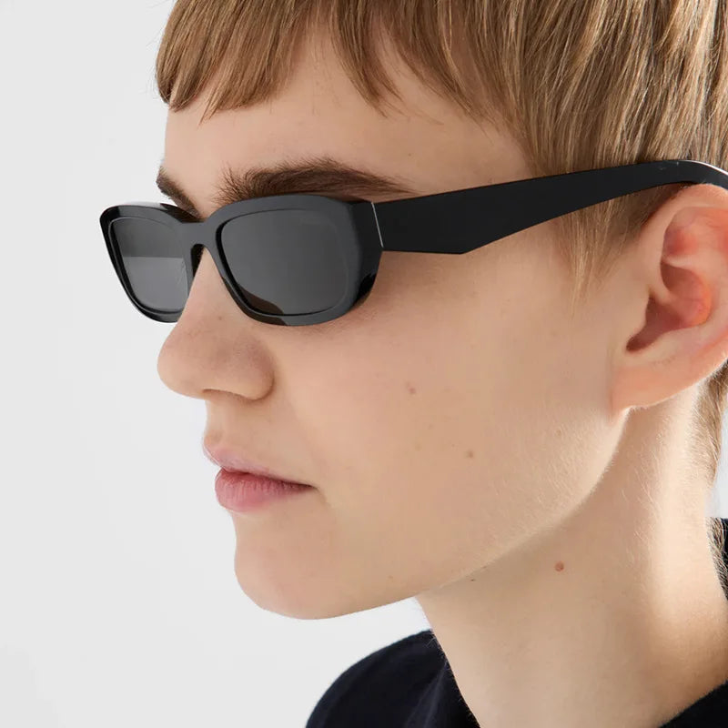 TOYEARN Square UV400 Sunglasses – Unisex Vintage Punk Style Square Sunglasses SWANS