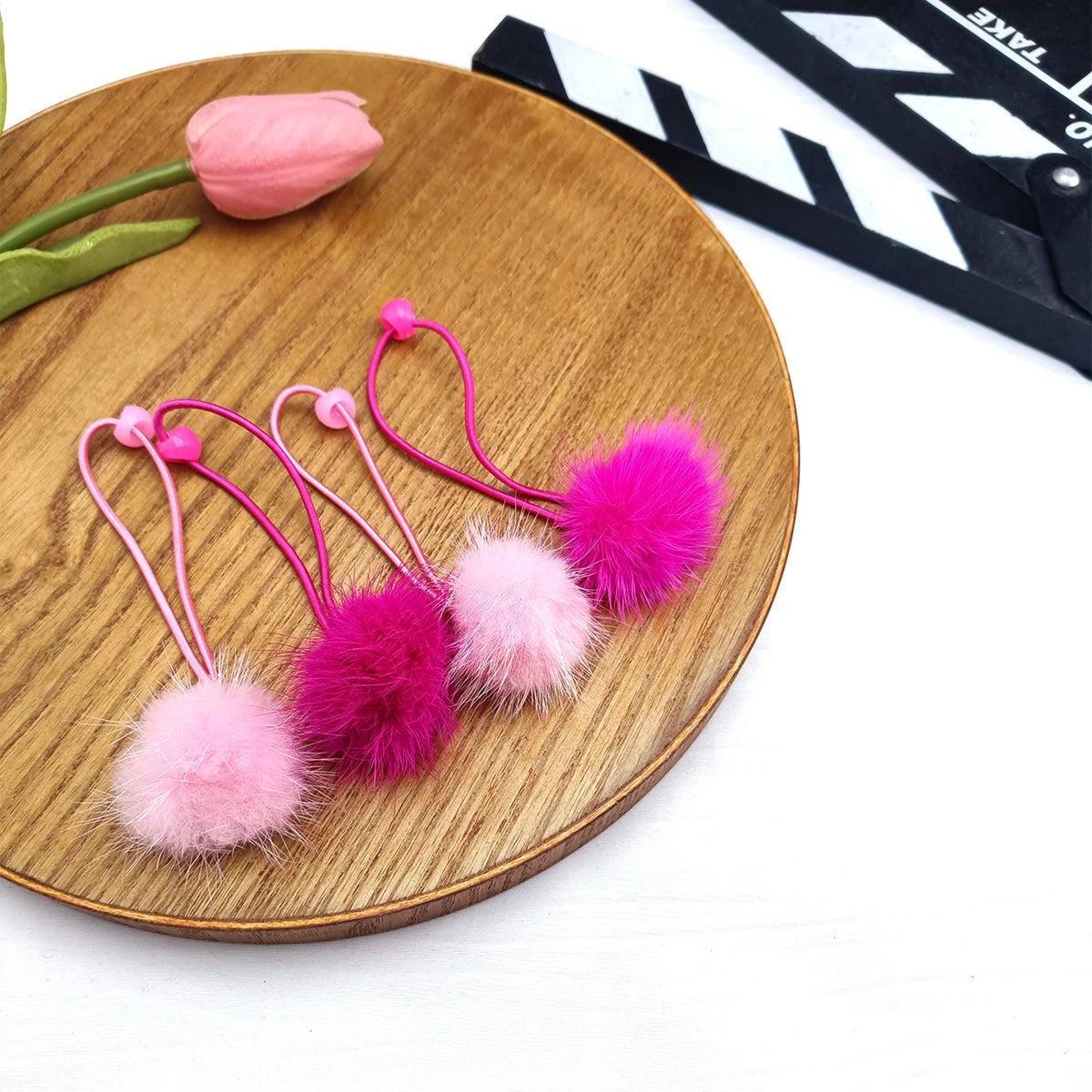 Women's Pompom Elastic Hair Band – Ponytail Holder Elastic Hair Band SWANS