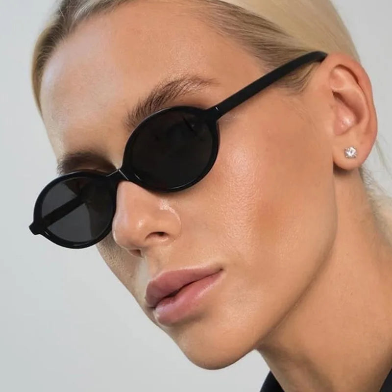 KLASSNUM Retro Cat Eye Sunglasses UV400 Small Frame Women Fashion Sunglasses SWANS