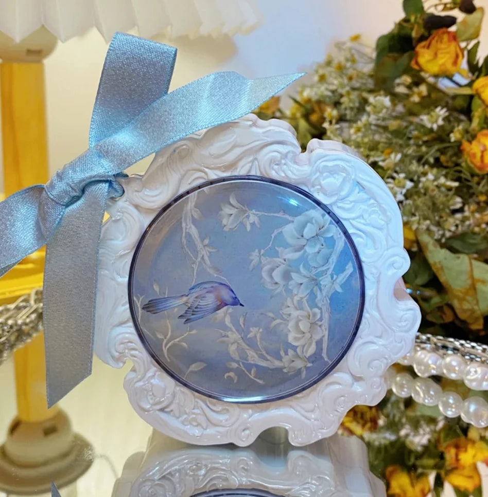 FLOWER KNOWS Flower Goddess Embossed Compact Cosmetic Case Compact Cosmetic Case SWANS