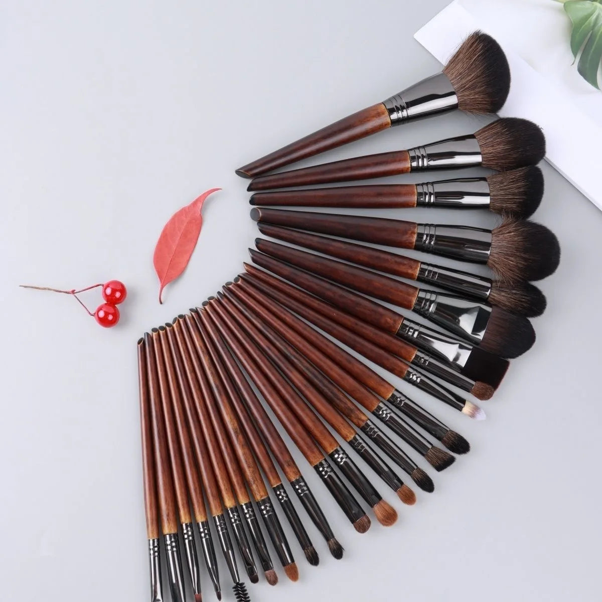 26-Piece Professional Makeup Brush Set – Natural Hair Kit Makeup Brush Set SWANS