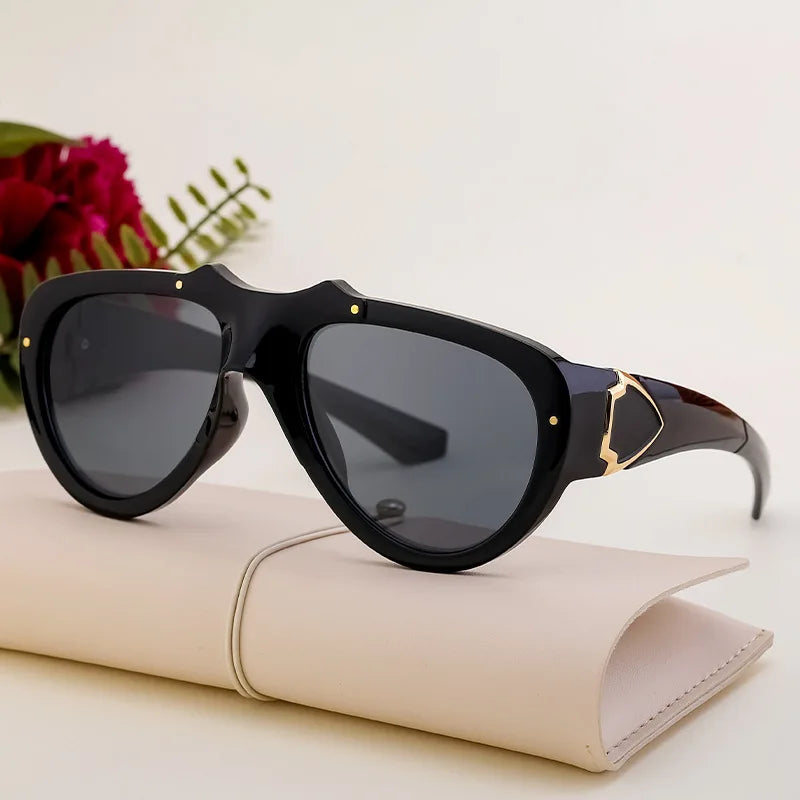 Oversized Vintage Rivet Pilot Sunglasses UV400 Punk Big Frame Fashion Sunglasses SWANS