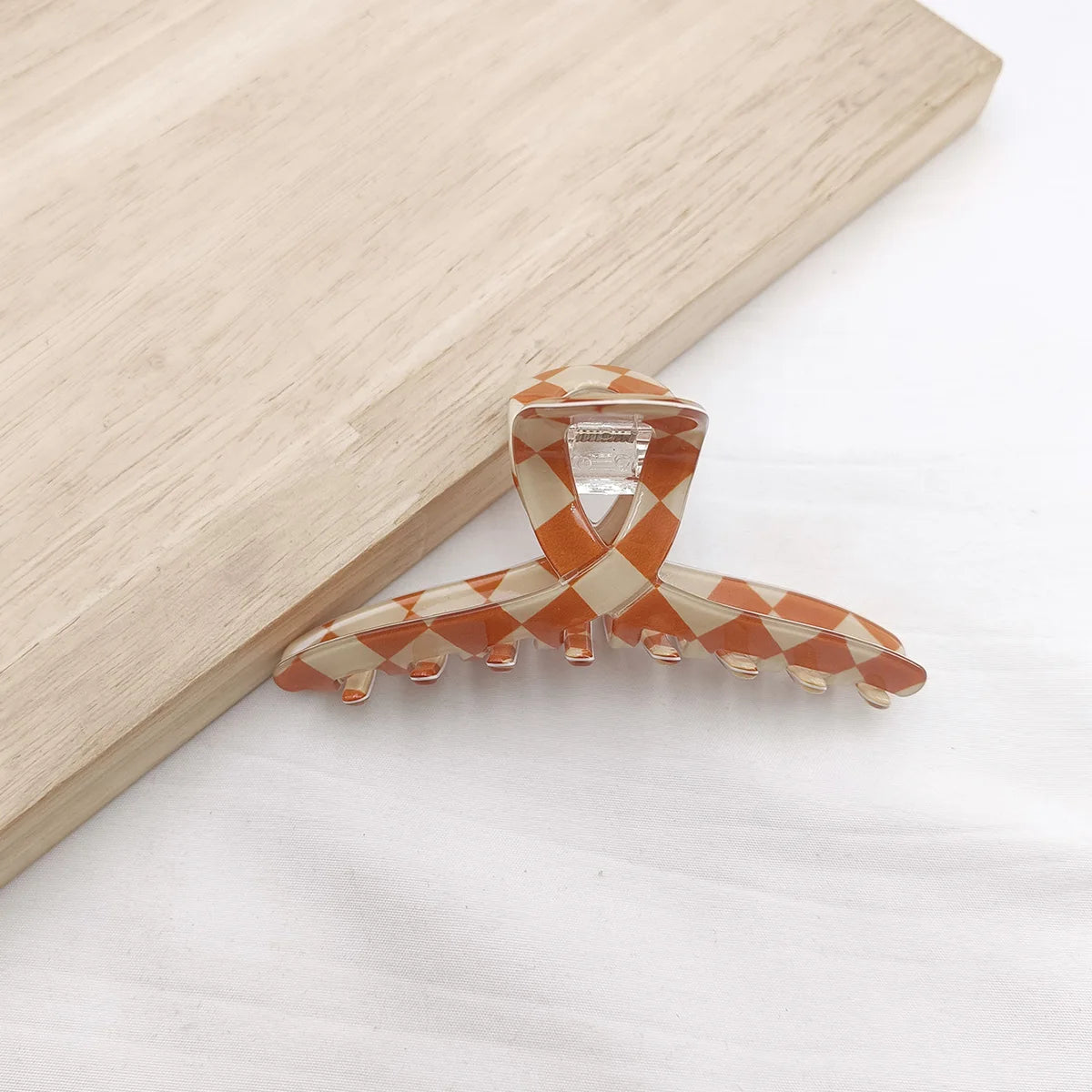 Women's Checkerboard Hair Claw Clip – Geometric Hair Accessory Hair Claw Clip SWANS 1 PC JB