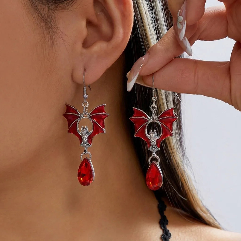 Gothic Bat Dangle Earrings – Dark Punk Halloween Drop Jewelry Gothic Dangle Earrings SWANS G