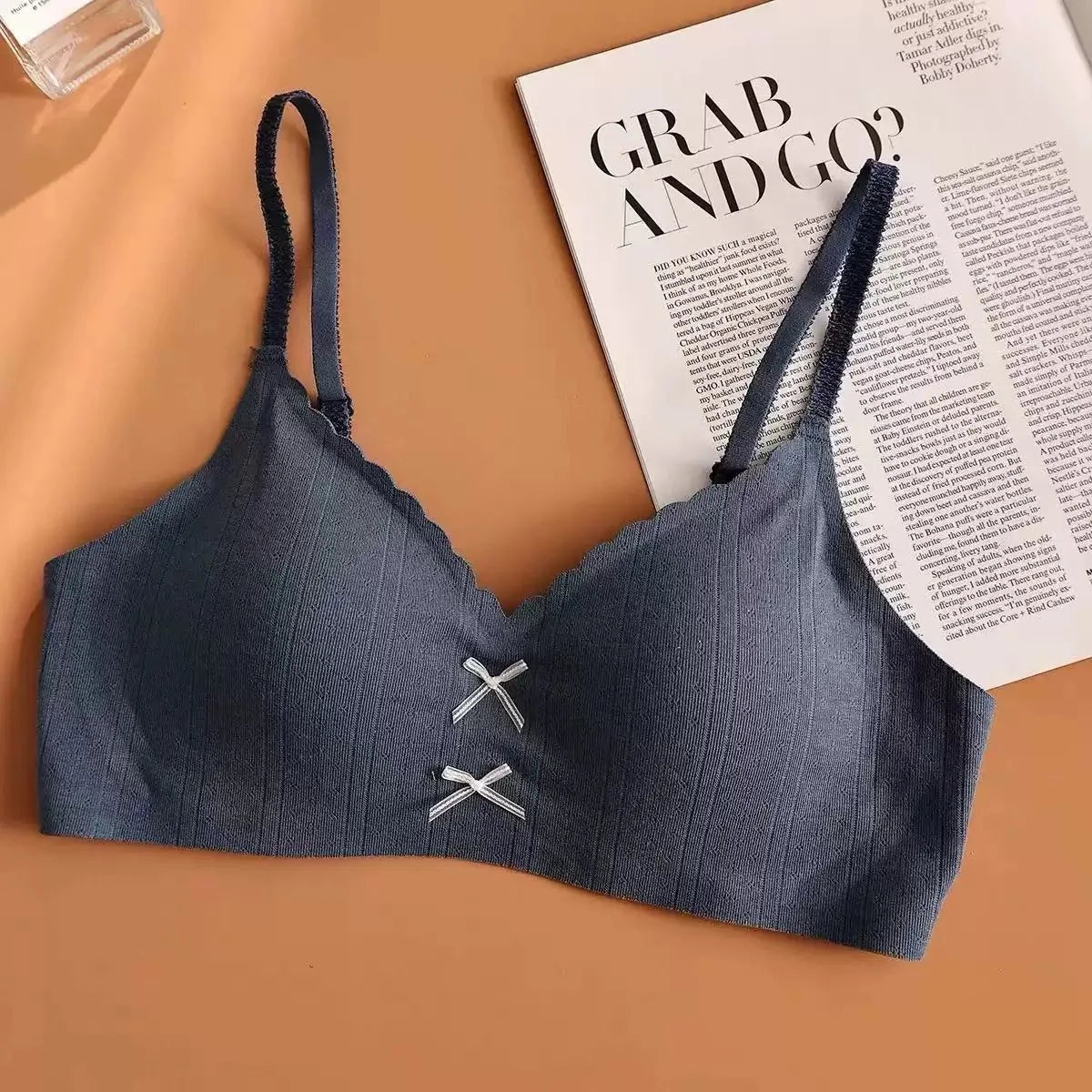 Women's Seamless Wire-Free Sports Bra – Gathered Backless Women's Sports Bra SWANS S Deep Blue