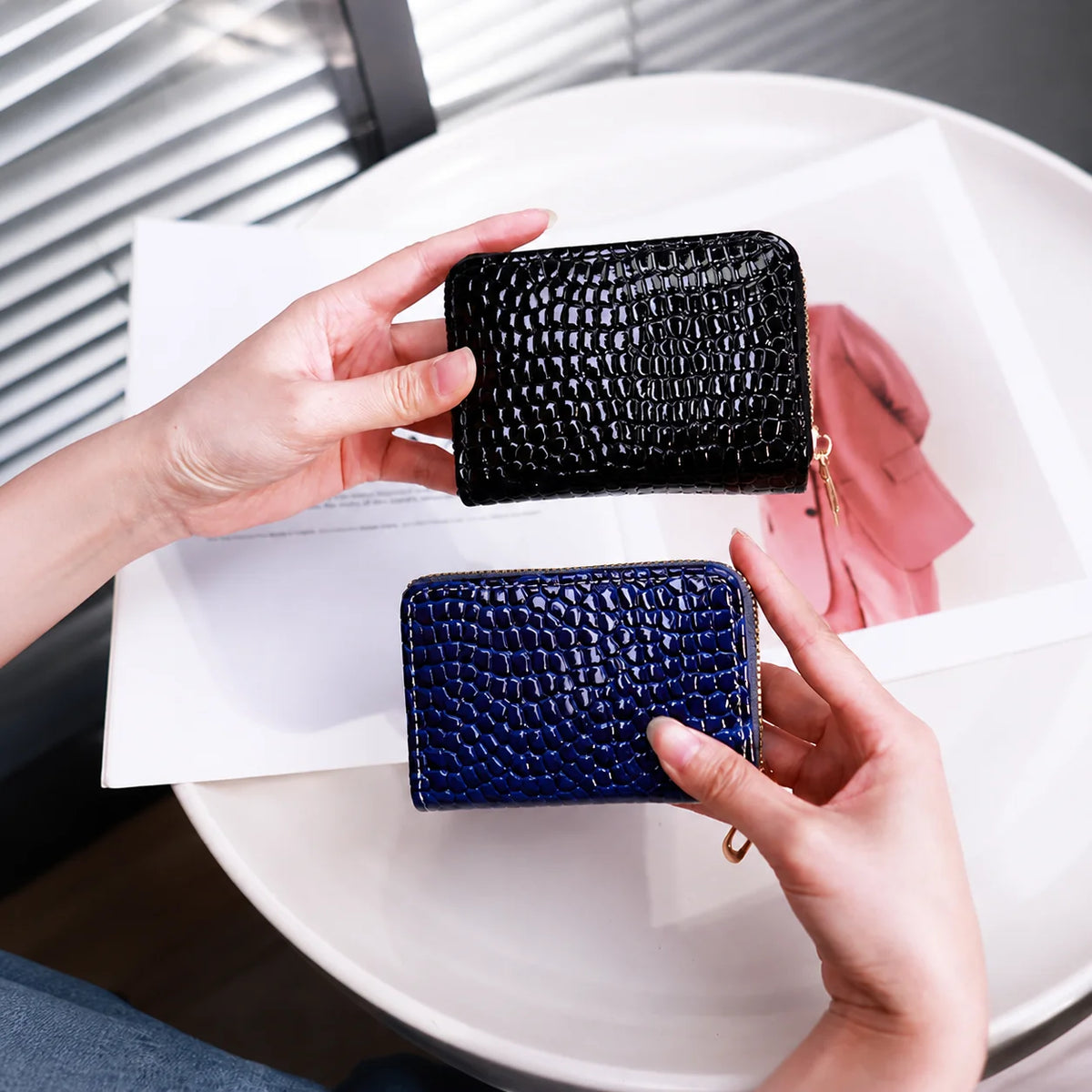 Zipper Accordion Coin Purse & Multi-Slot Card Holder – PU Accordion Coin Purse SWANS