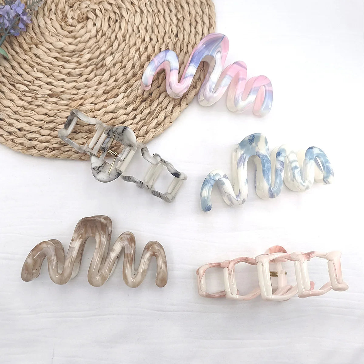 Large Shark Hair Claw Clip – Ink Painting Style | All Hair Types Hair Claw Clip SWANS