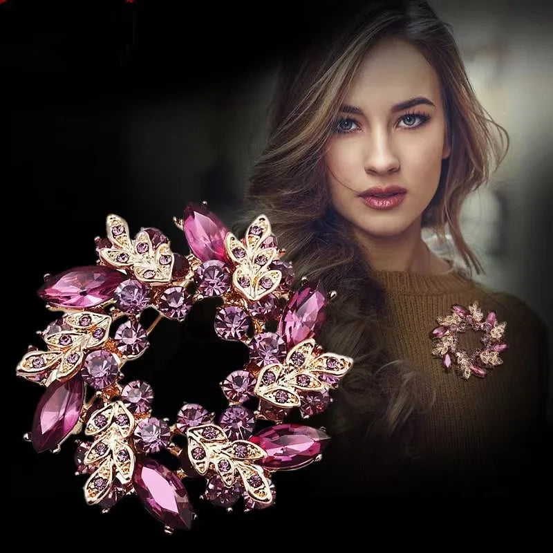 Elegant Rhinestone Floral Brooch – Alloy Crystal Lapel & Scarf Pin Fashion Brooch Pin SWANS