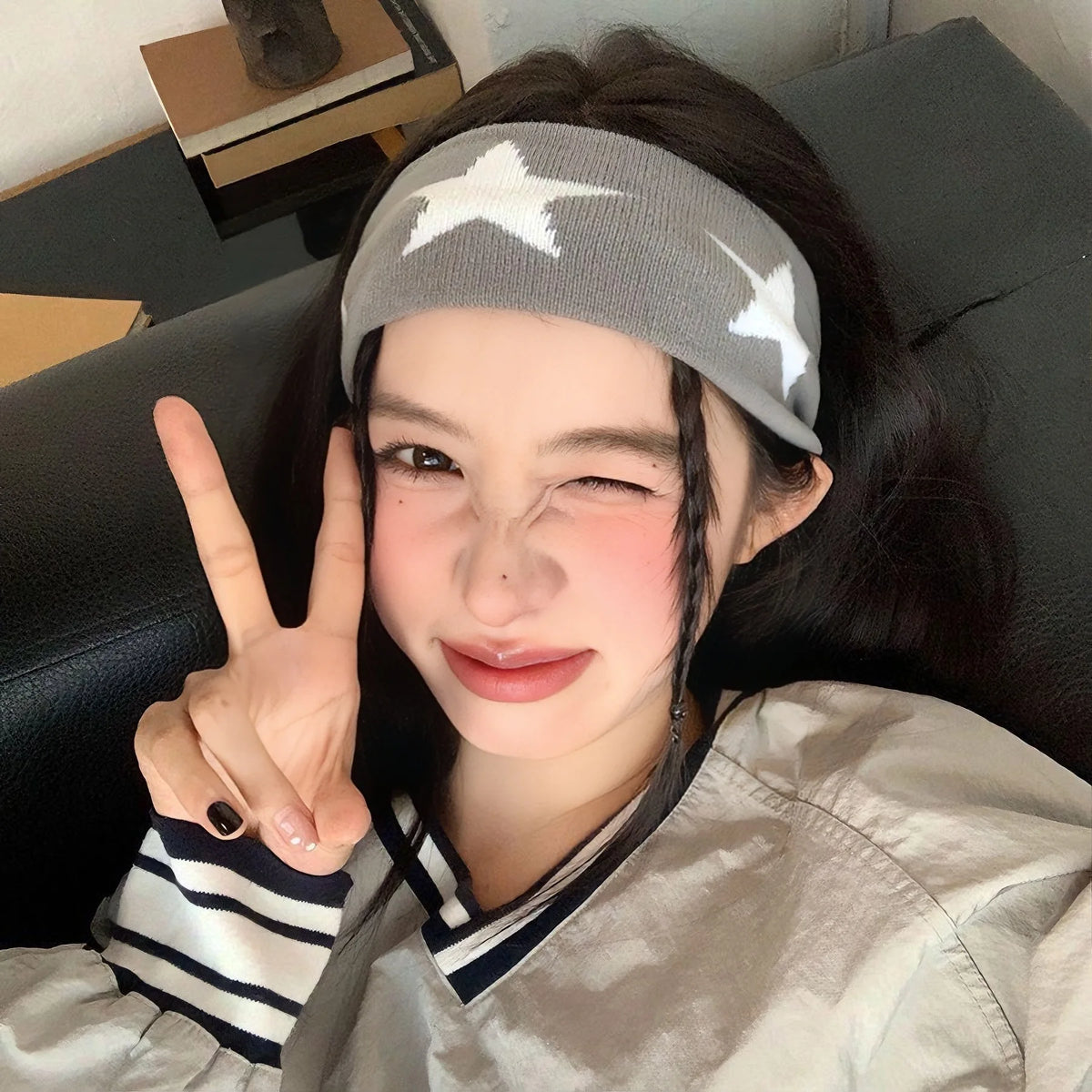 Y2K Star Print Headband for Women – Sporty Hair Hoop Fashion Headband SWANS grey