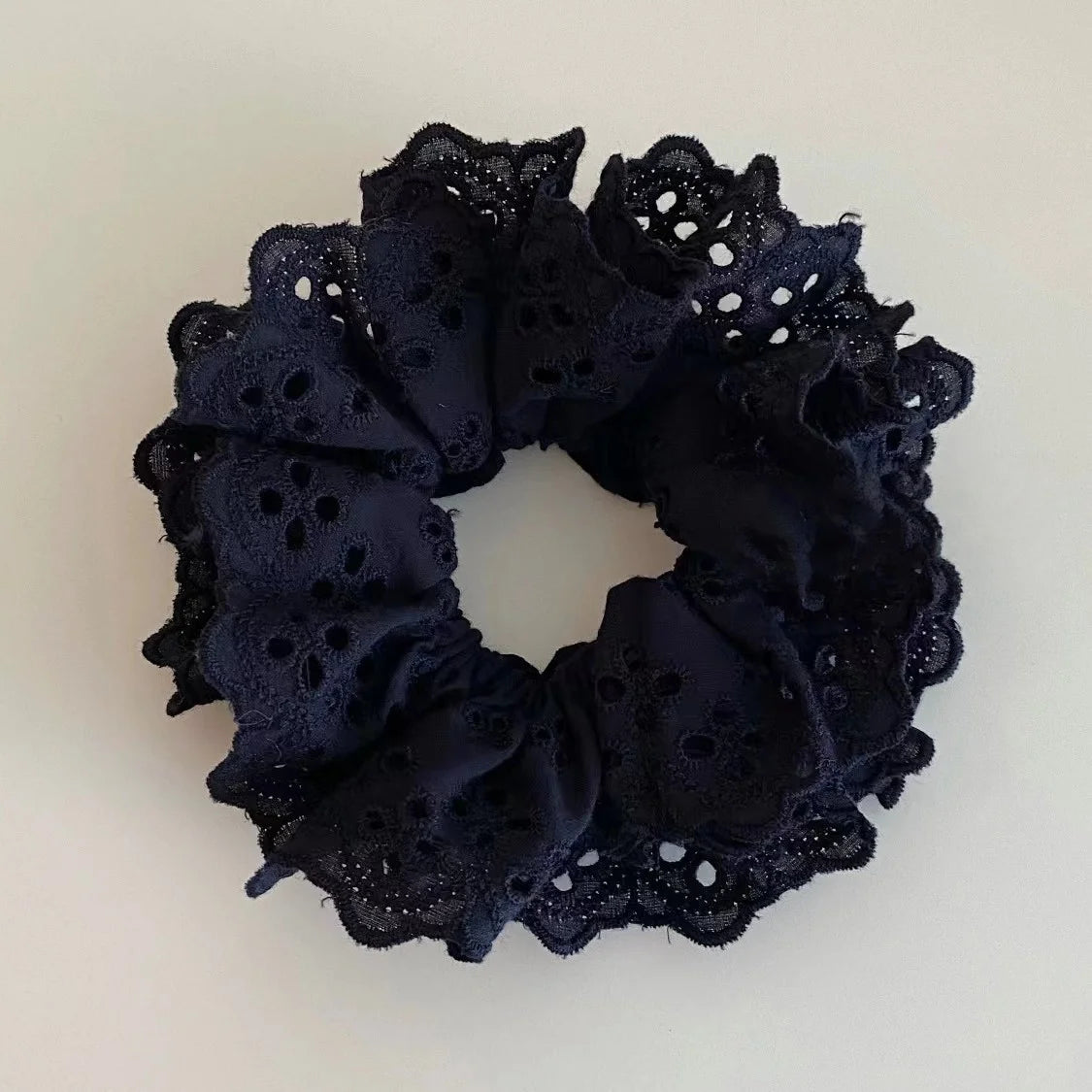 Elegant Lace Scrunchies White & Black – Hair Ties for Women Lace Hair Scrunchie SWANS black